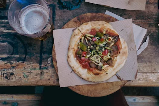 lunch special personal pizza salad