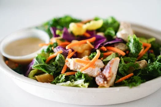 garden salad with mixed greens